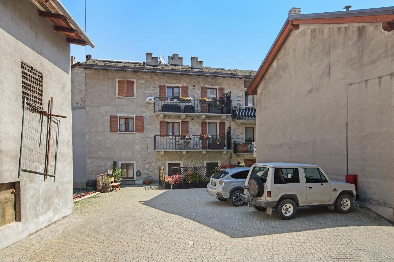La Maison Du Bonheur Grosio Exterior foto